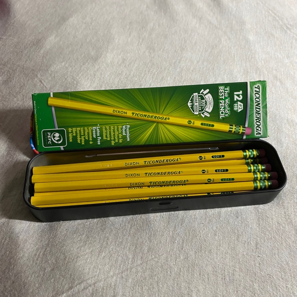 Randomized college gift set - Picture 5 of 9